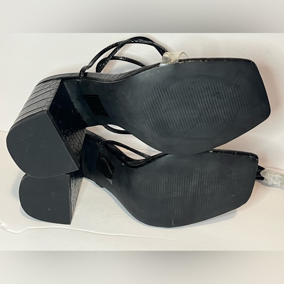 Pretty Little Thing Black Wide Fit Block Heel Ankle Tie Strappy Sandals NWOT - Picture 15 of 16